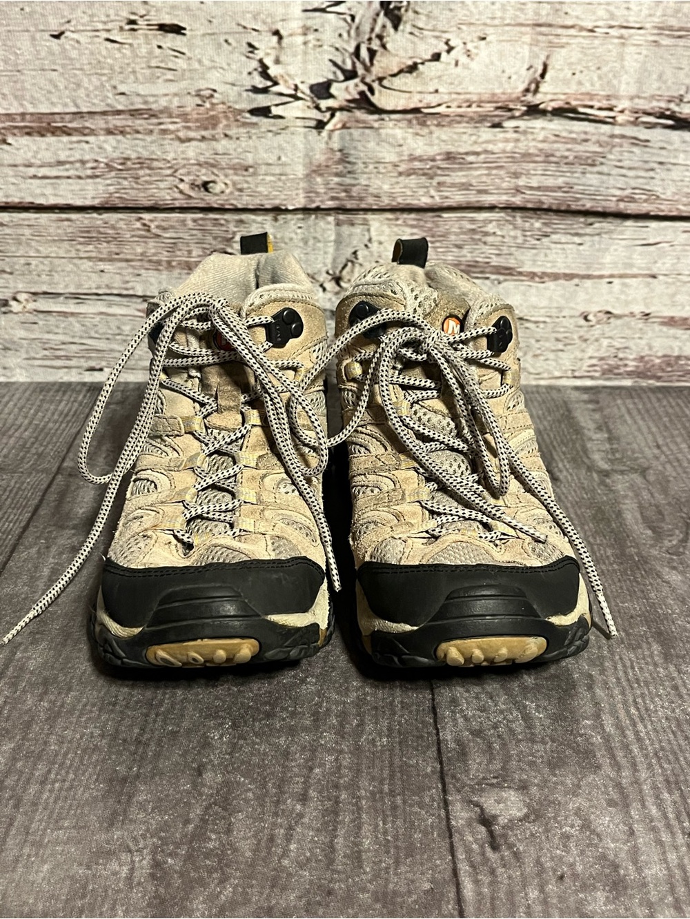 Merrell Moab taupe and Black Hiking boots women’s size 7.5